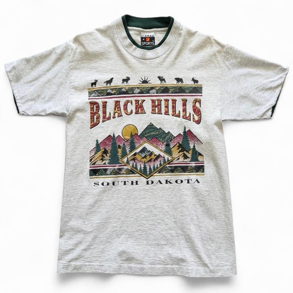 Vintage 90s Black Hills South Dakota Mountain Nature Outdoors Graphic T-shirt M
